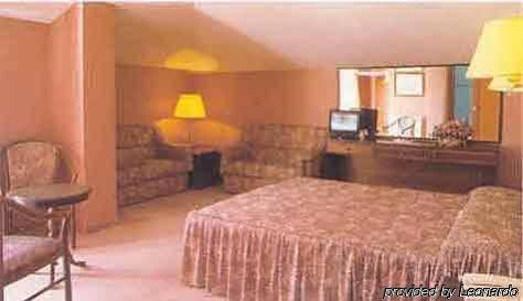 Montjoi By Brava Hotel