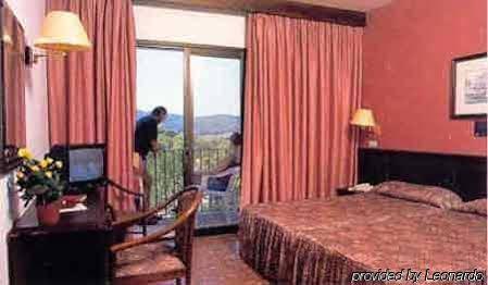 Montjoi By Brava 3*