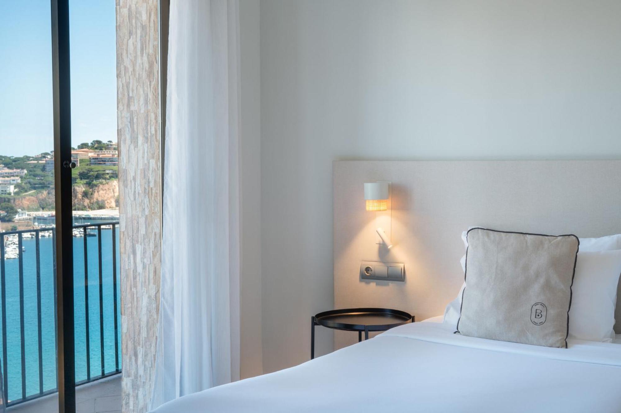 Montjoi By Brava 3*