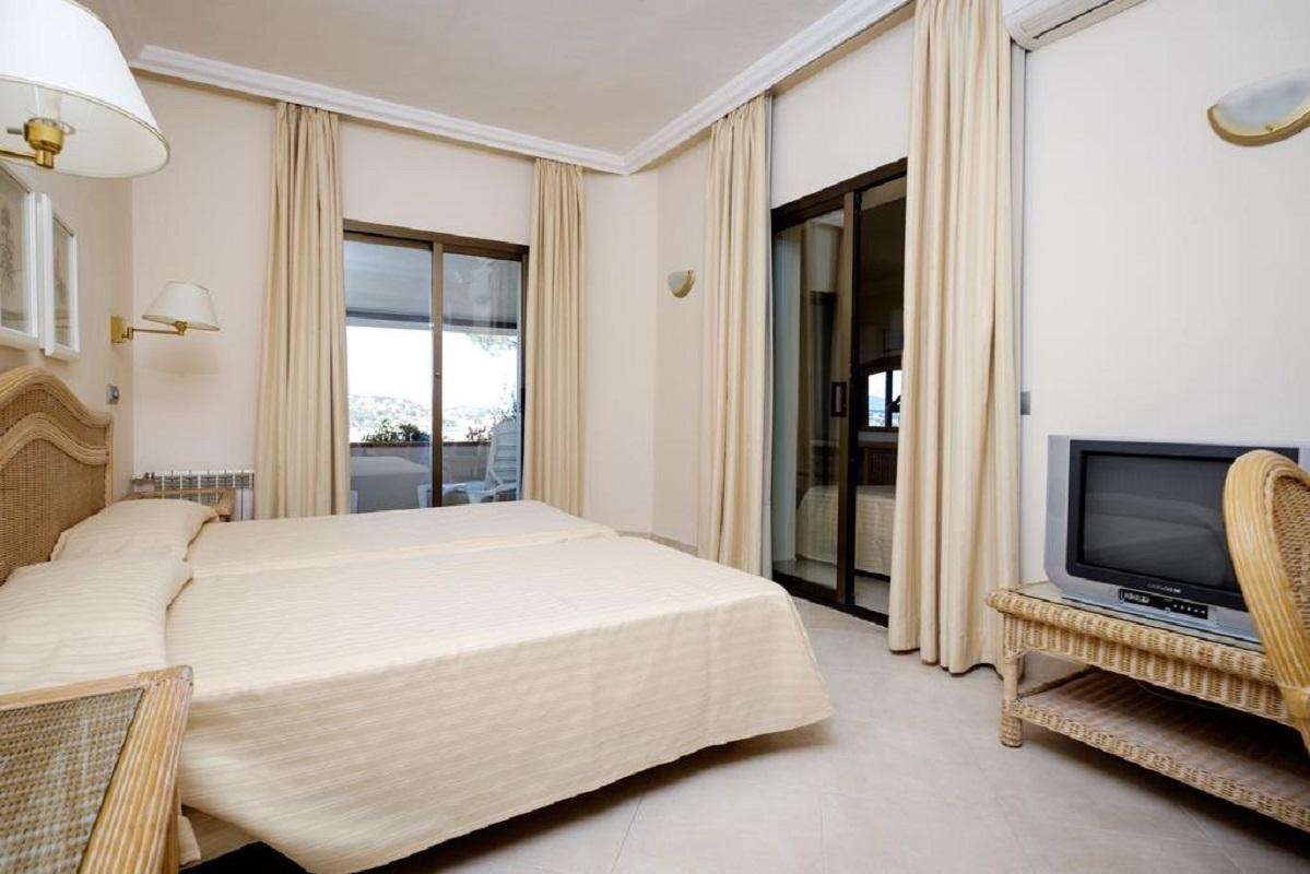Montjoi By Brava 3*