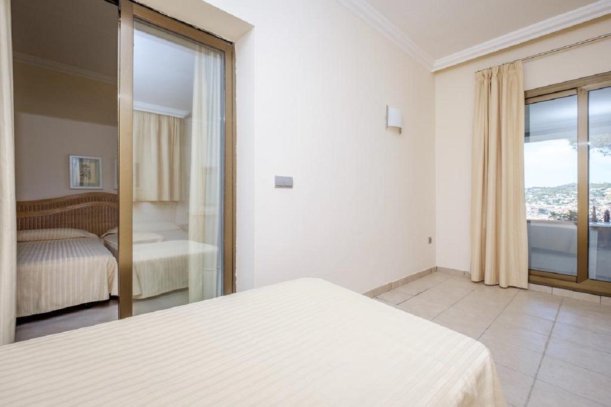 Montjoi By Brava Hotel